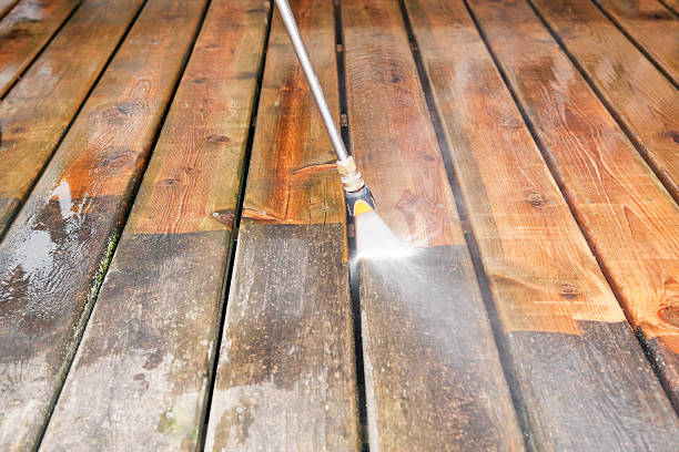 Best Pool Deck Cleaning  in Wright, FL